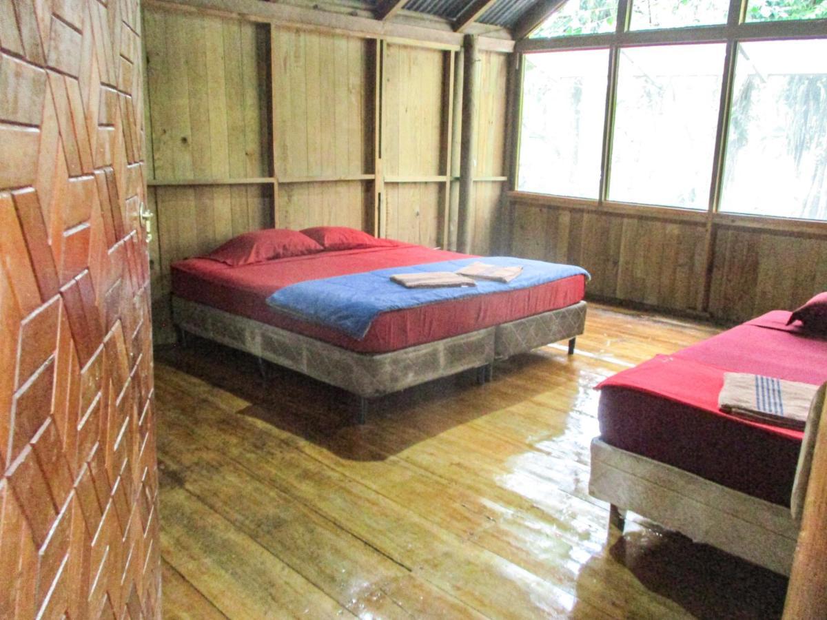 Hotel Kangaroo Rio Dulce Bagian luar foto