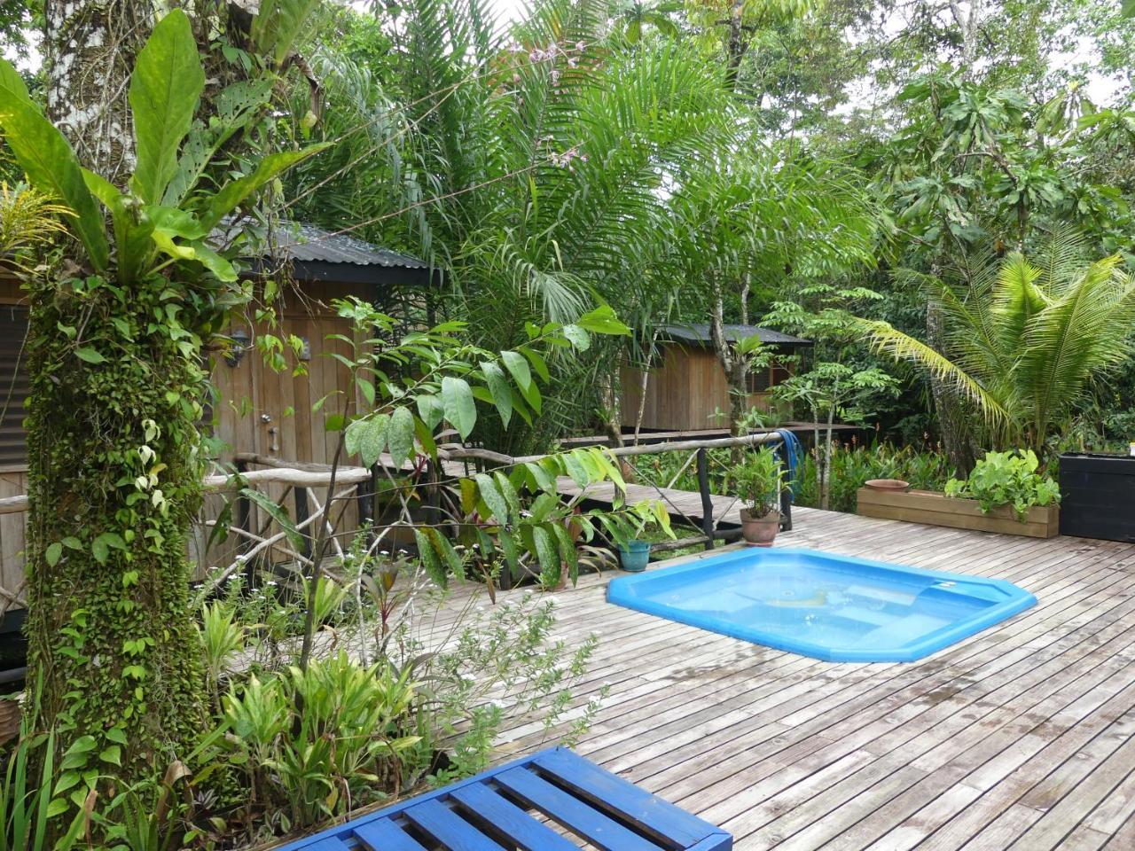 Hotel Kangaroo Rio Dulce Bagian luar foto