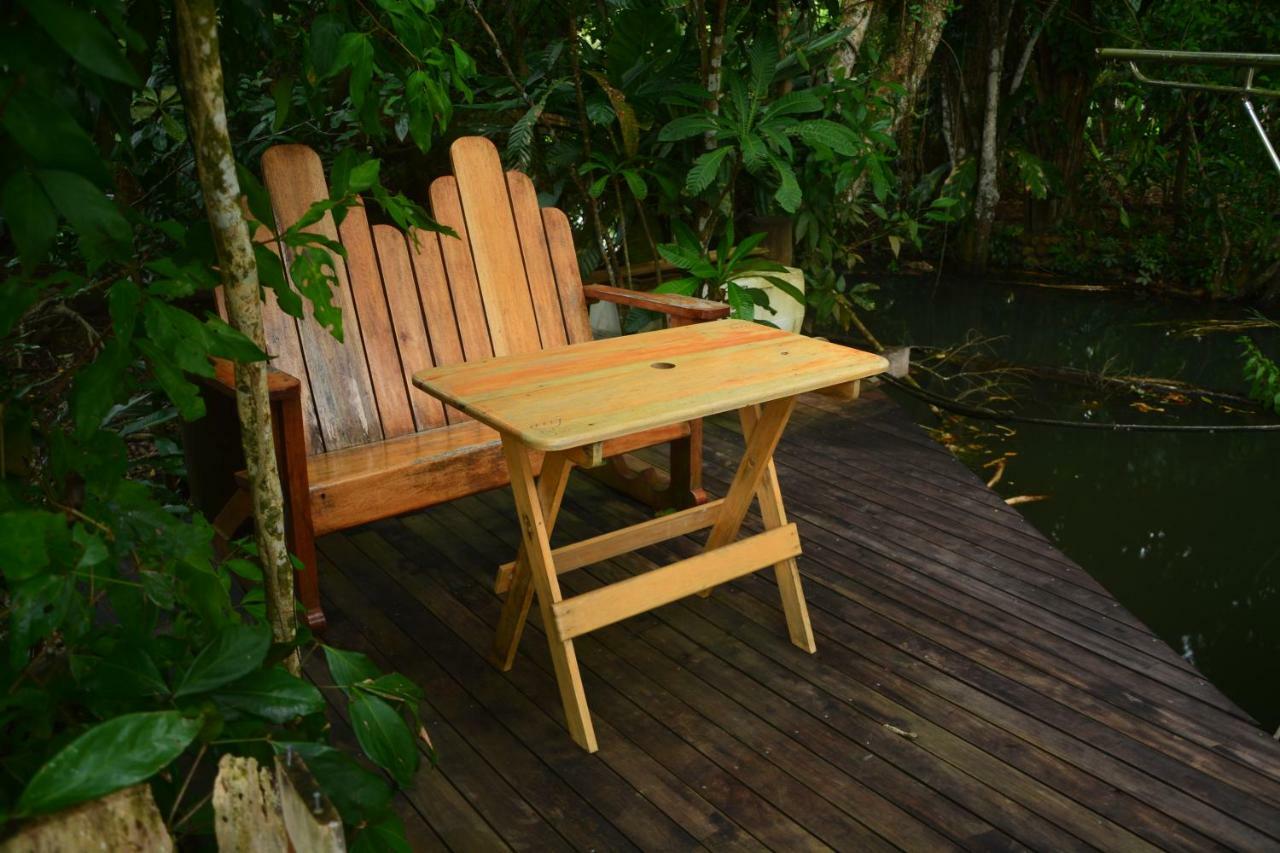 Hotel Kangaroo Rio Dulce Bagian luar foto