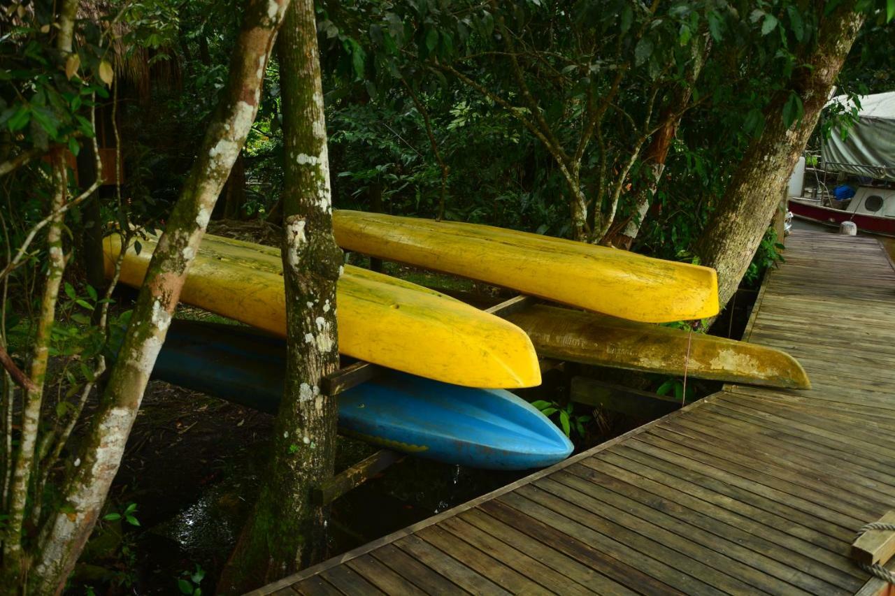 Hotel Kangaroo Rio Dulce Bagian luar foto